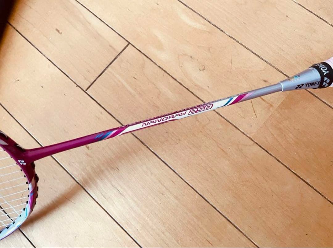 YONEX♡ナノレイ250 バトミントンラケット