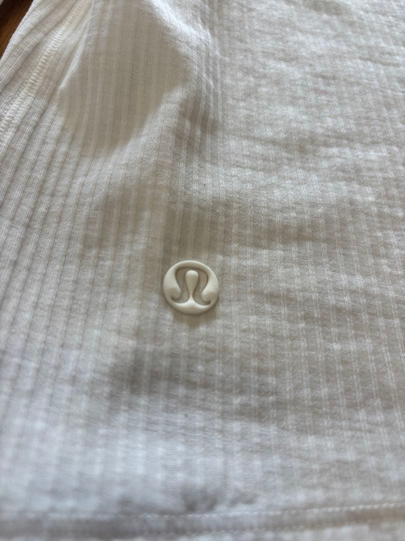 lululemon 長袖シャツ L 透け感 速乾