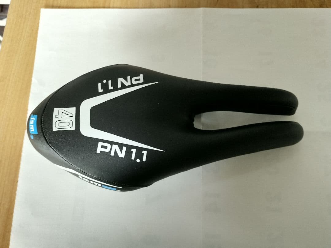 新品未使用　ISM PN 1.1 サドル 40シリーズ