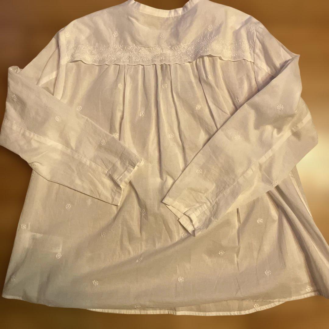 美品 GASA ガサ ノーカラー ブラウス シャツ レース　刺繍　長袖　白