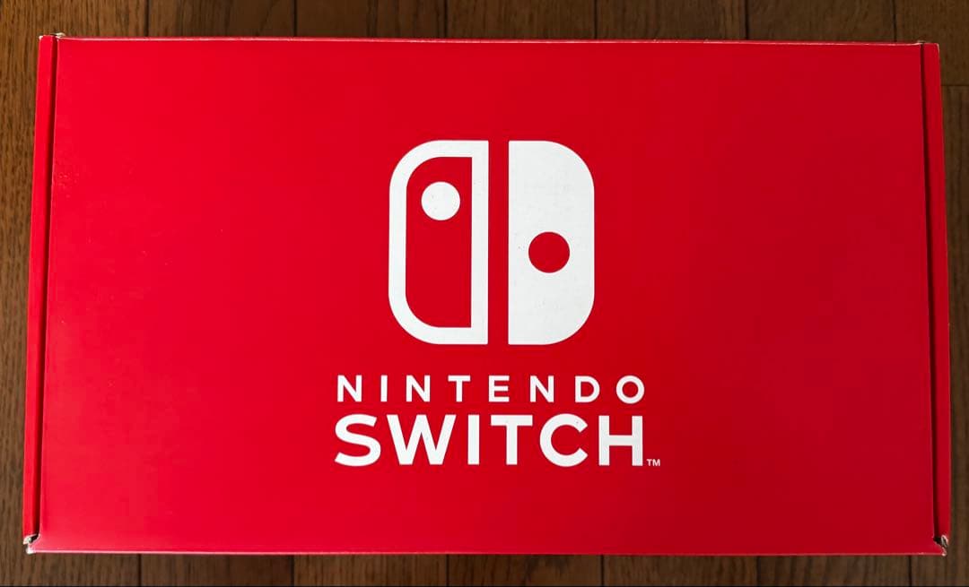ニンテンドーSwitch 付属品、箱あり　中古品　純正ケース付き