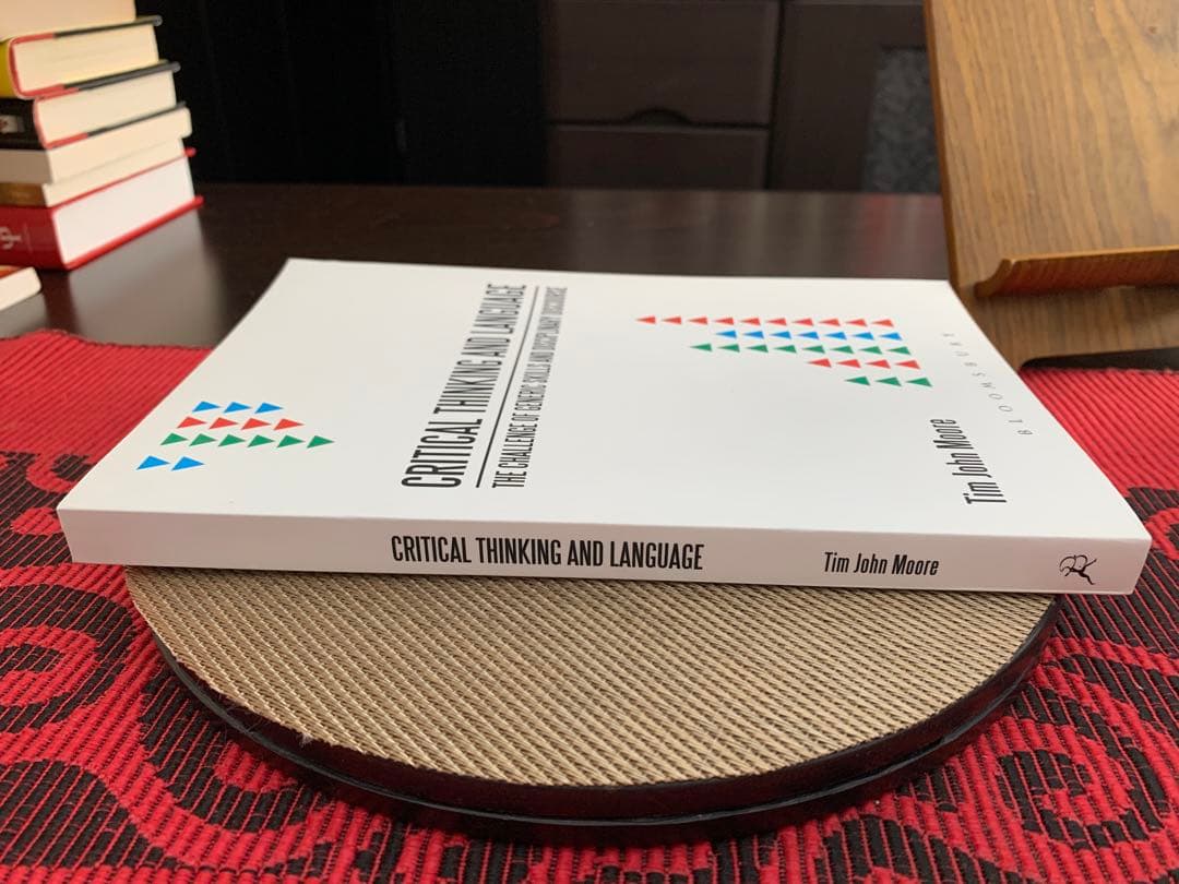 洋書 Critical Thinking and Language