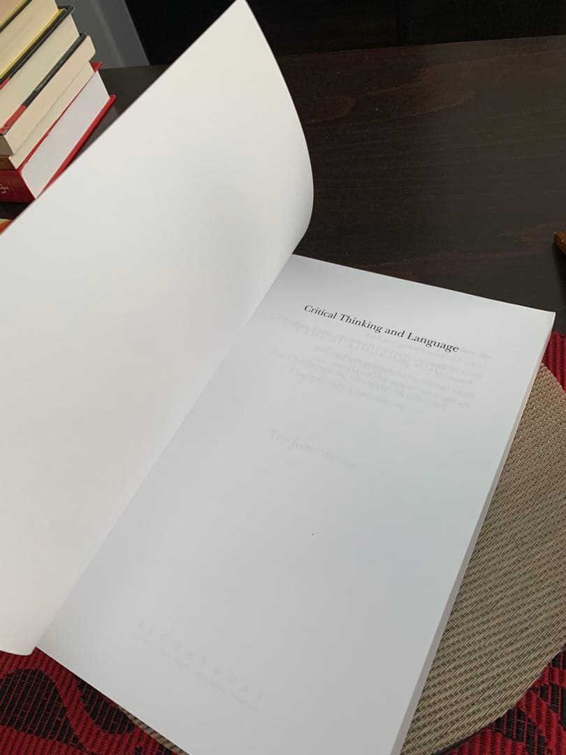 洋書 Critical Thinking and Language