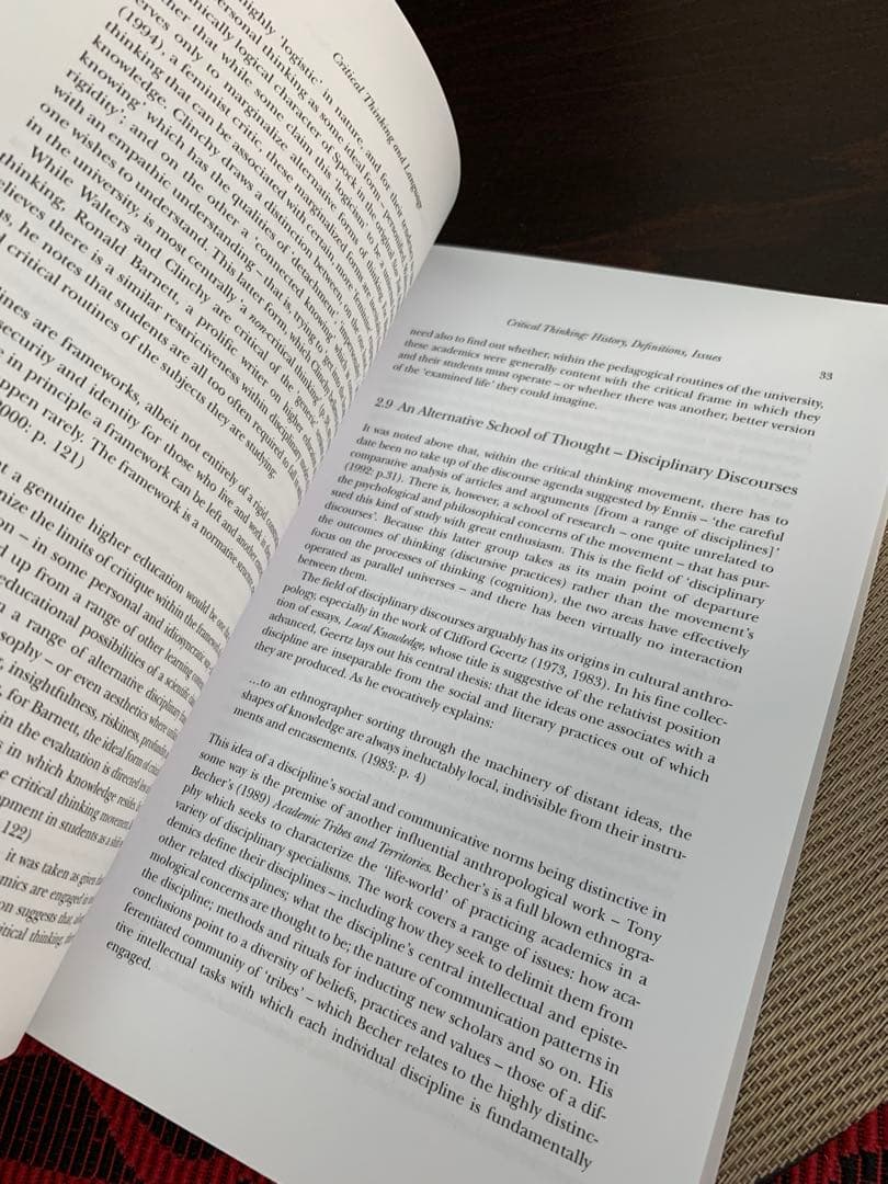 洋書 Critical Thinking and Language
