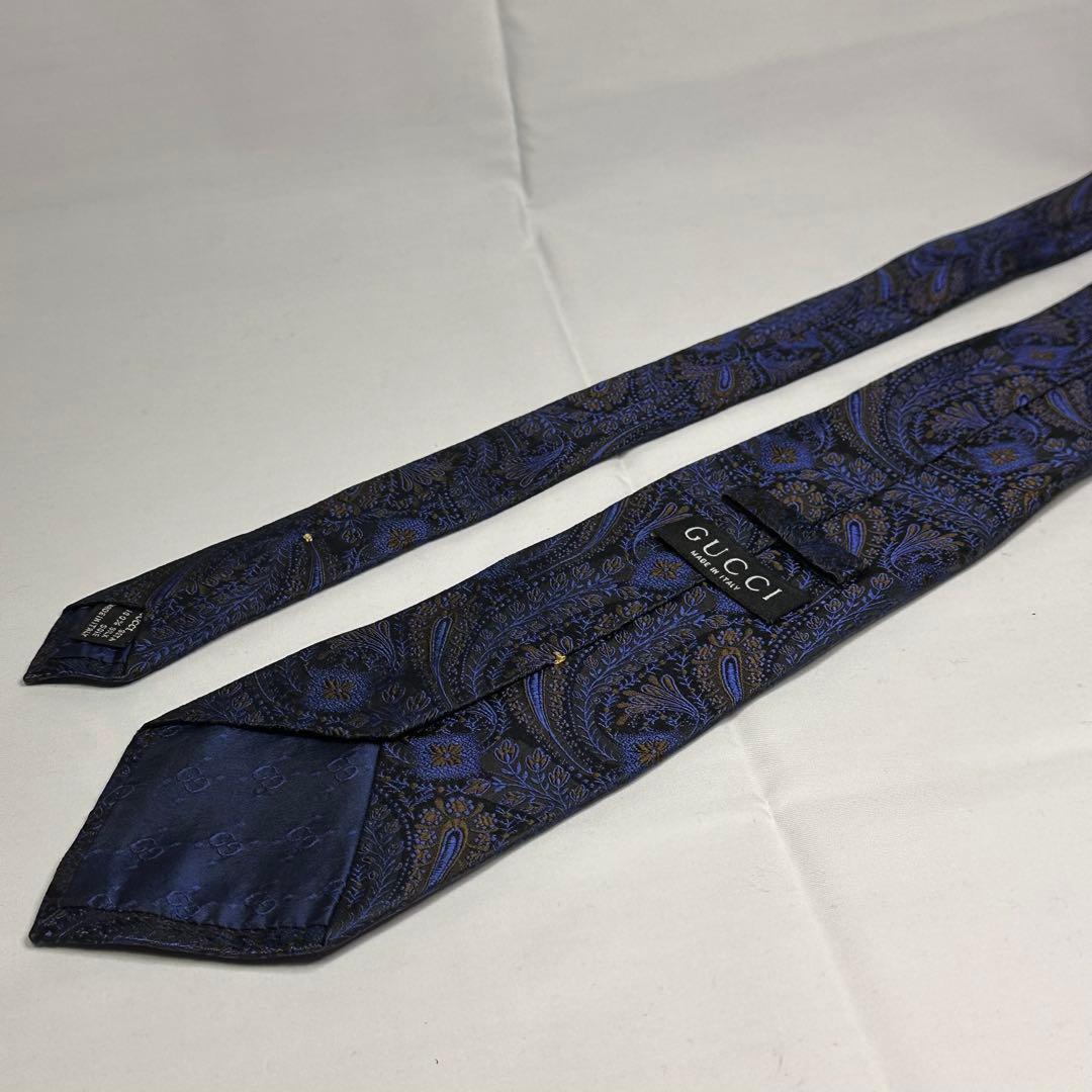 美品☆グッチ☆ネクタイ☆ネイビー☆ペイズリー柄☆ボタニカル柄☆638