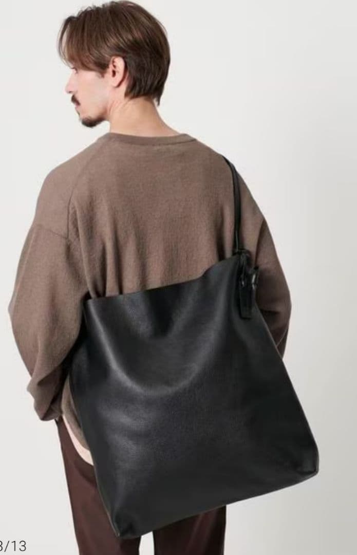 ＜LA UNIQA＞ビッグ ショルダー バッグ