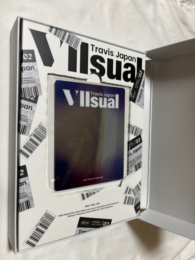 TravisJapan アルバム VIIsual FC限定盤 CD+DVD
