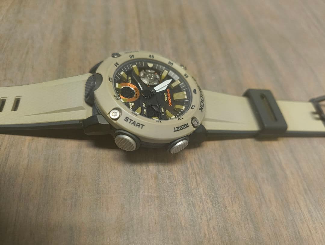 G-SHOCK　GA-2000 カーキ ジーショック