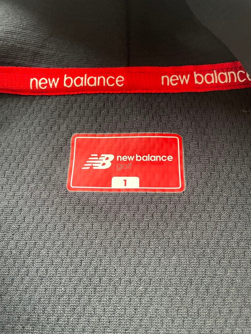 New Balance フルジップフーディ ブラック　 スカート有