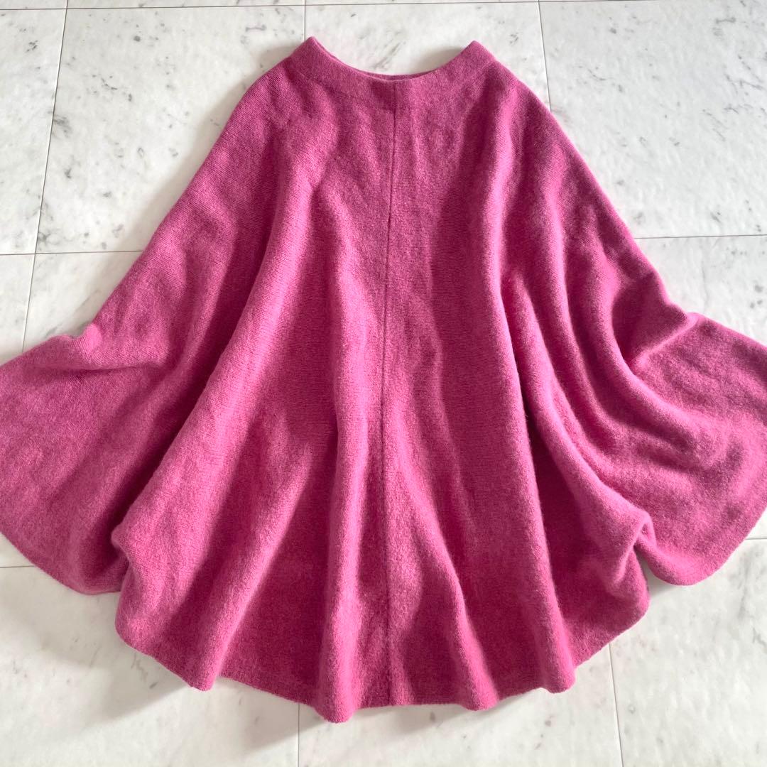 極美品 シビラ ヤクラクーンウール カシミヤ混ポンチョニット ケープ ピンク M