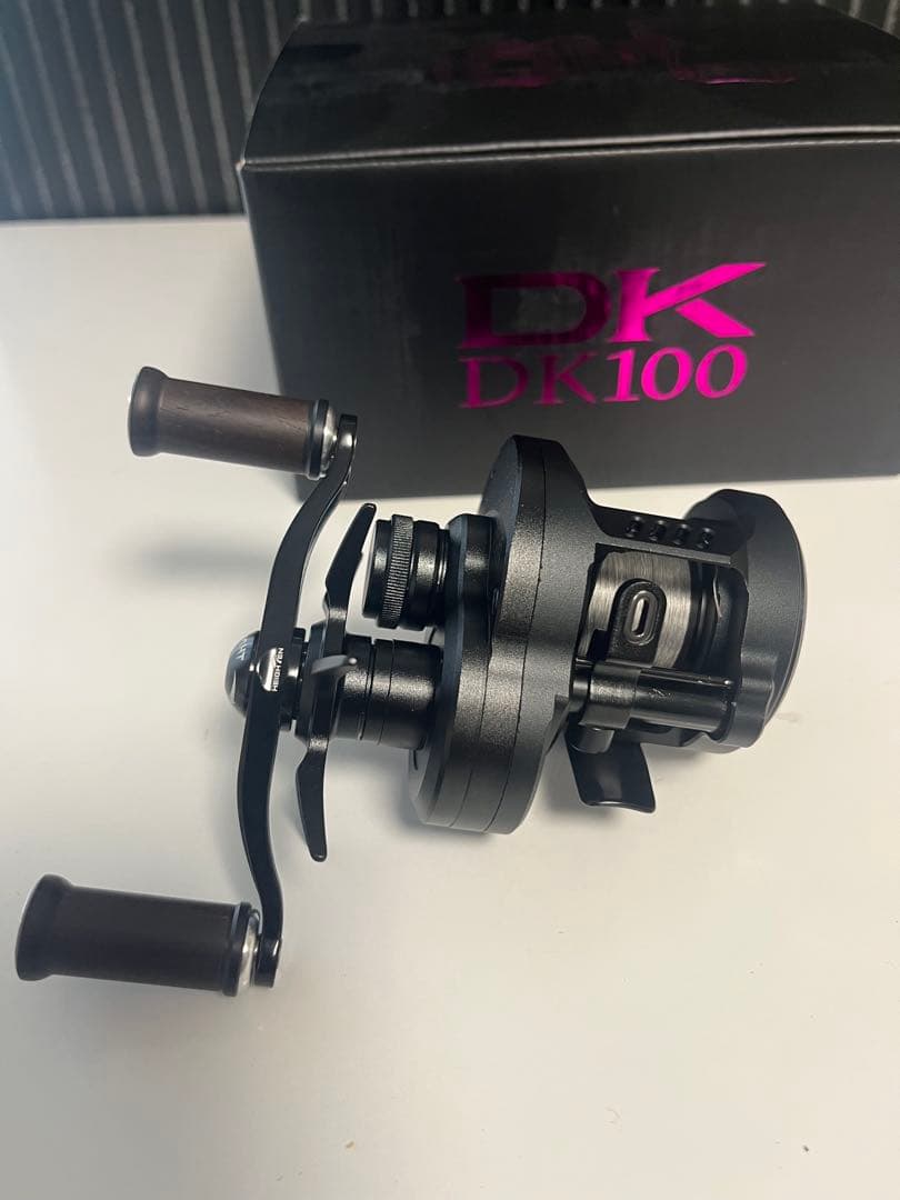 DK100 ベイトリール ブラック　アップグレードモデル