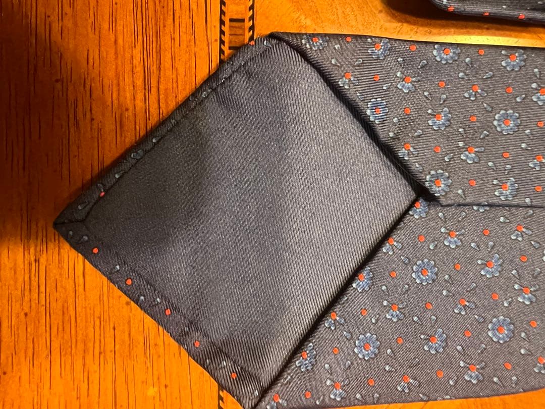 フ*ル様 HERMES ネクタイ ネイビー 花柄
