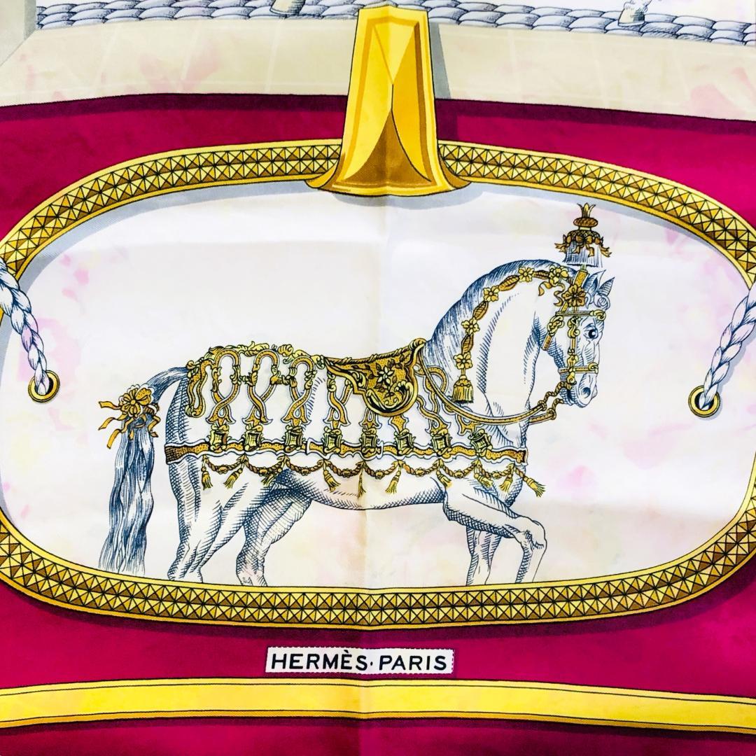 HERMES エルメス カレ90 盛装の⾺ GRAND APPARAT タグ付き