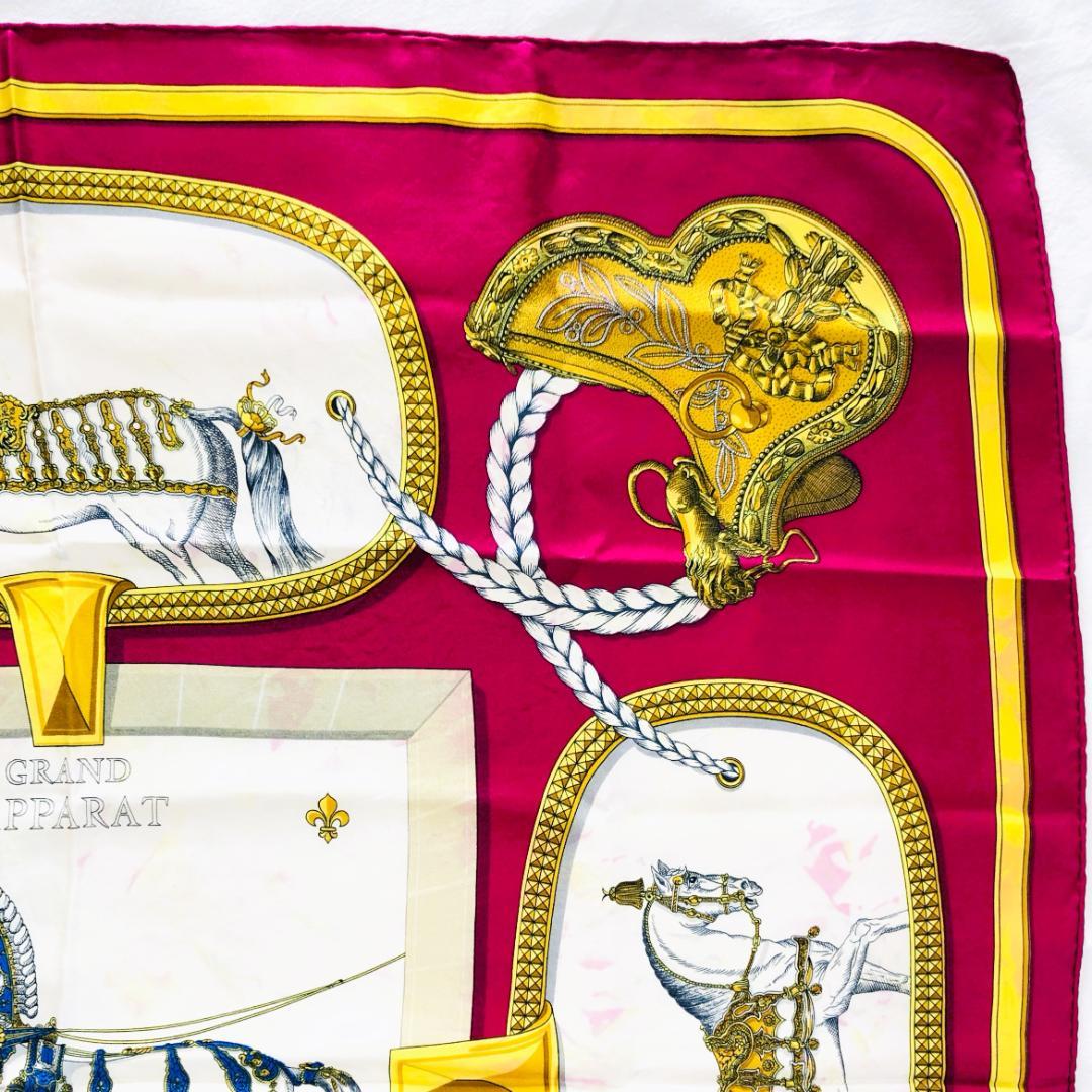 HERMES エルメス カレ90 盛装の⾺ GRAND APPARAT タグ付き