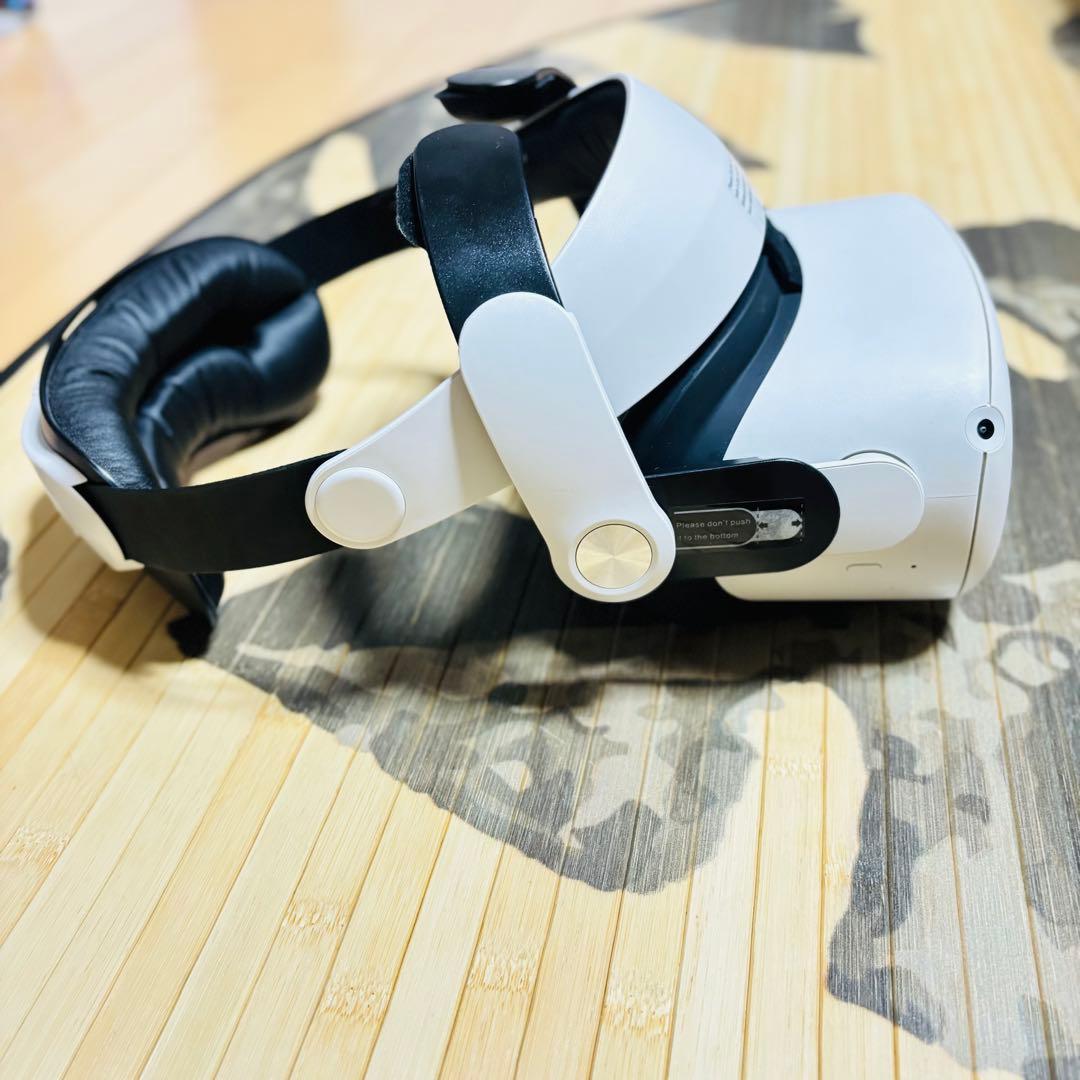 【格安】 Queat 2 White メタクエスト2白 VRゲーム機
