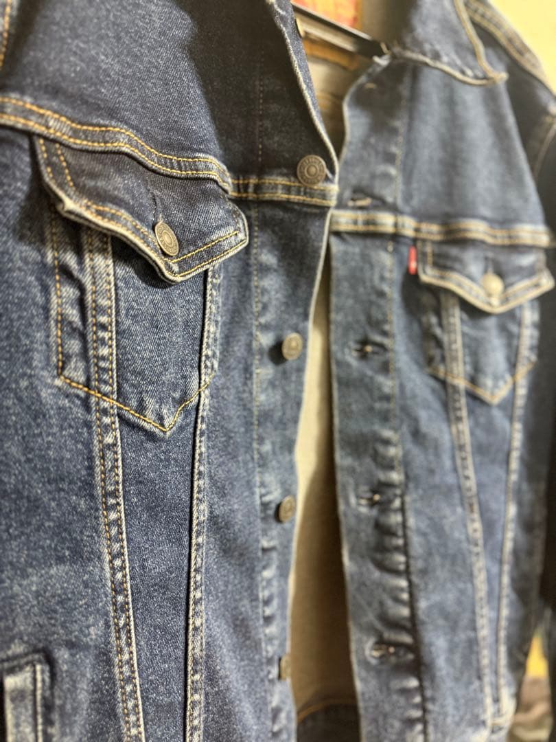 Levi's ダークブルー デニムジャケット