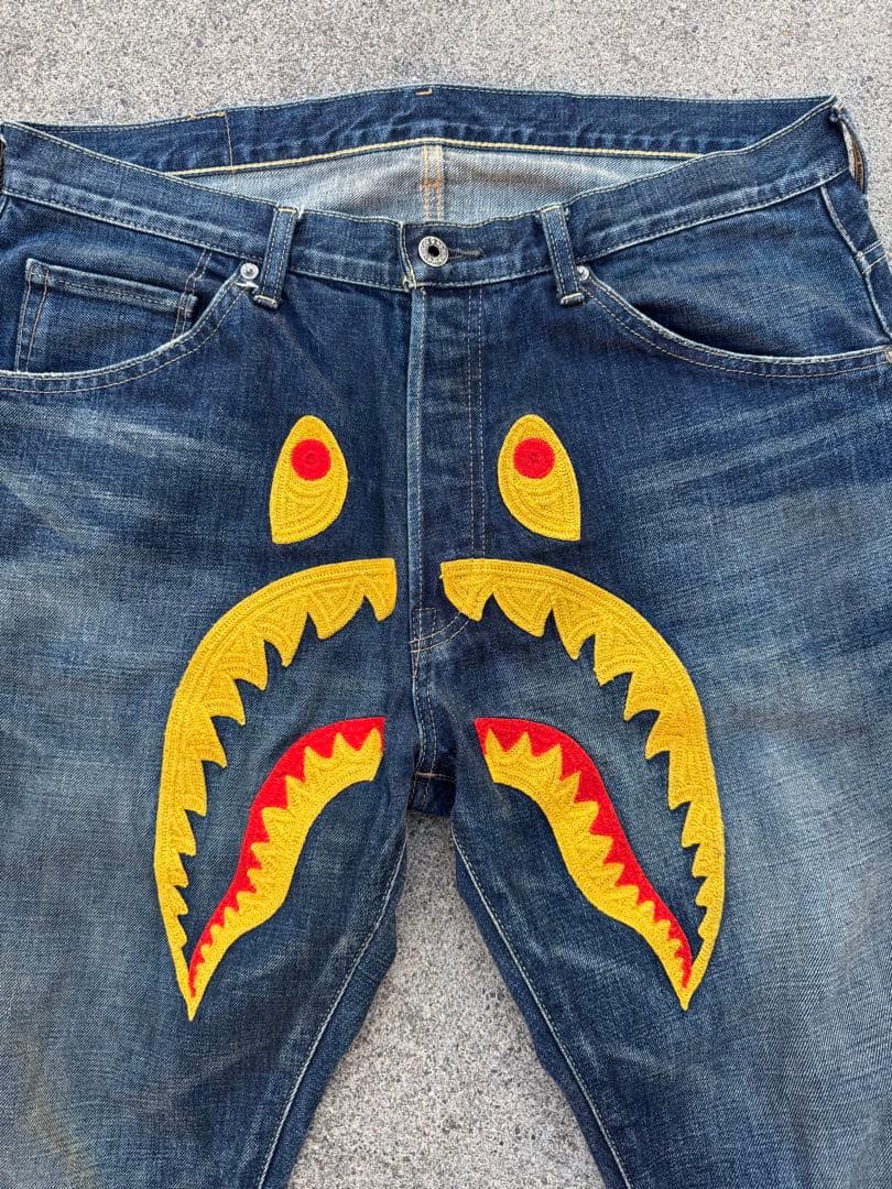 a bathing ape デニムパンツ