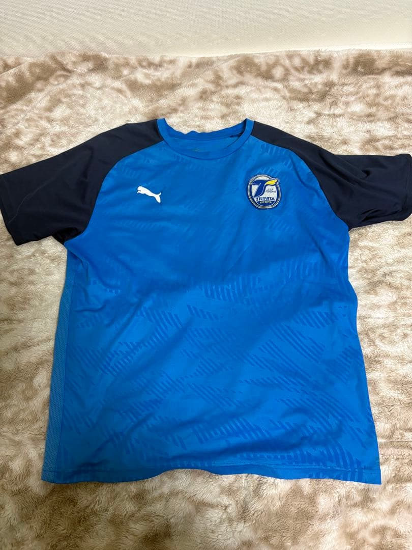 サッカーウェア買取です。