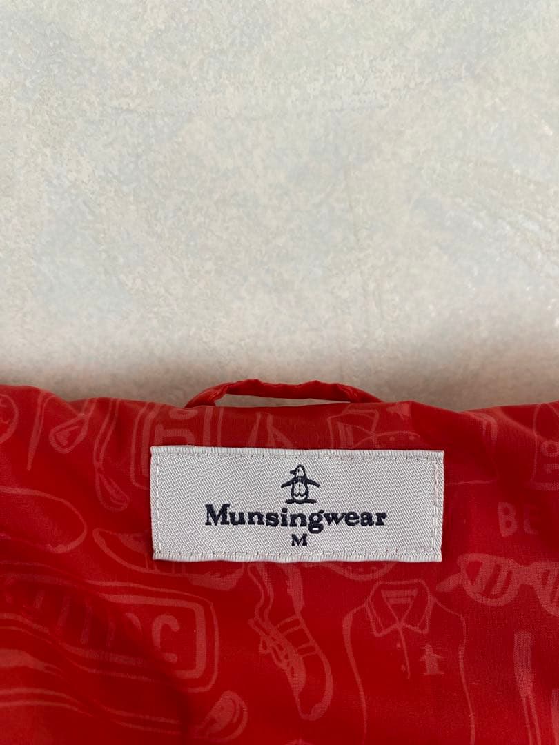 美品 Munsingwear ダウンジャケット サイズM 総柄 レディース 撥水
