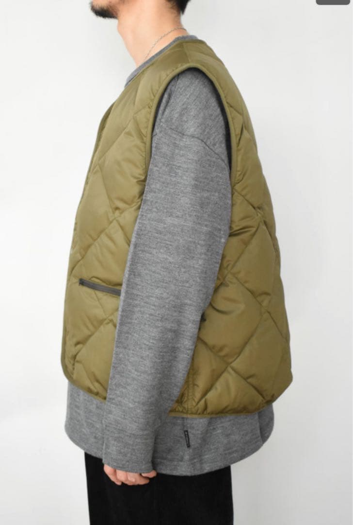 ジャケット・アウター MODMNT LINER DOWN VEST OLIVE