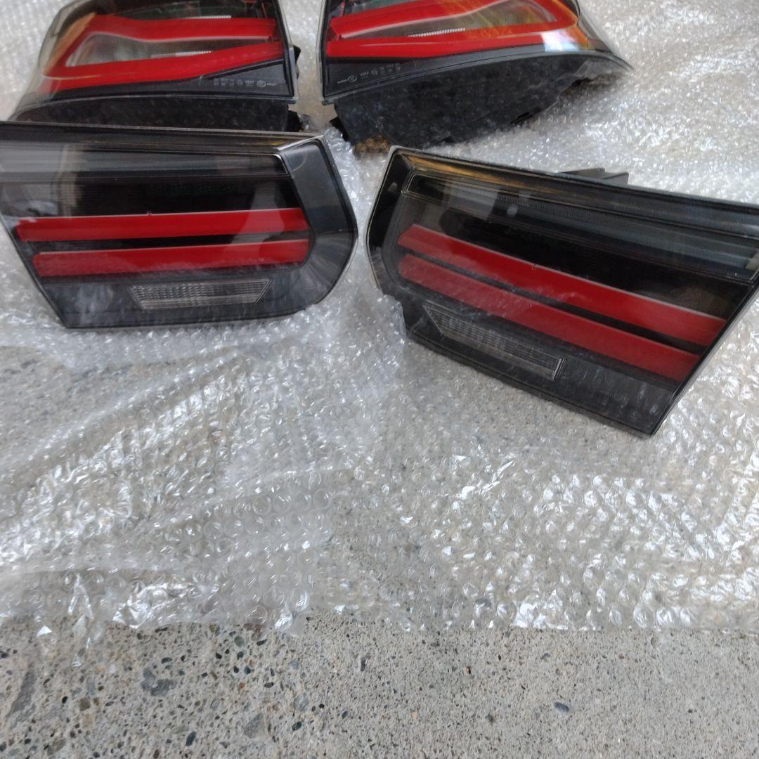  F30テールランプ 前期から後期　 LCIブラック/レッド 4個セット