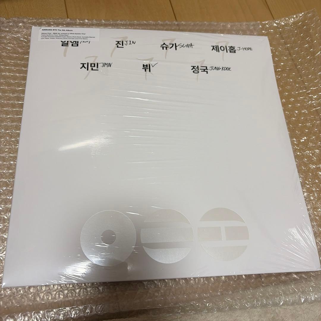 BTS アリラン　Deluxe Vinyl B &W Ver.