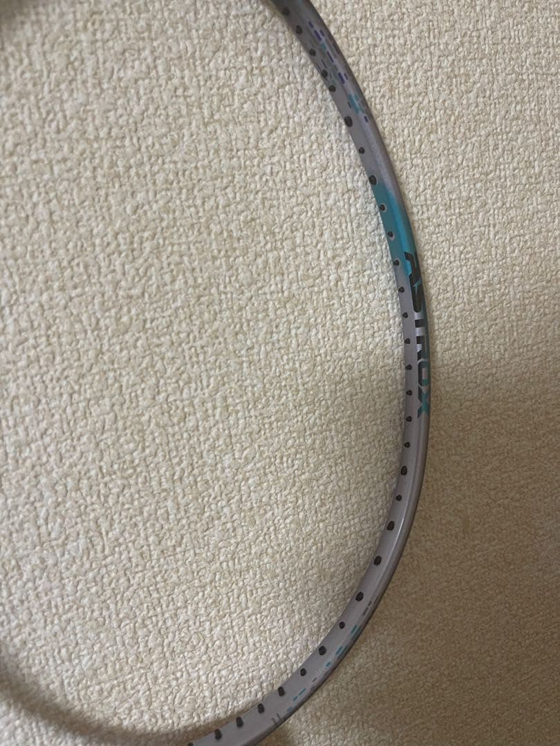 【美品】YONEX ASTROX 88S GAME バドミントンラケット