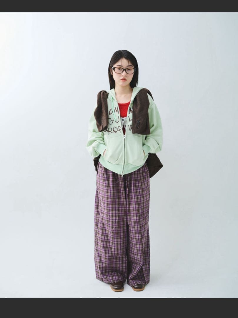 common gull product. ジップフーディー