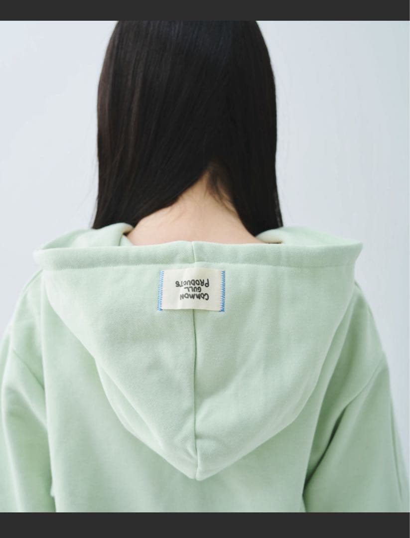 common gull product. ジップフーディー