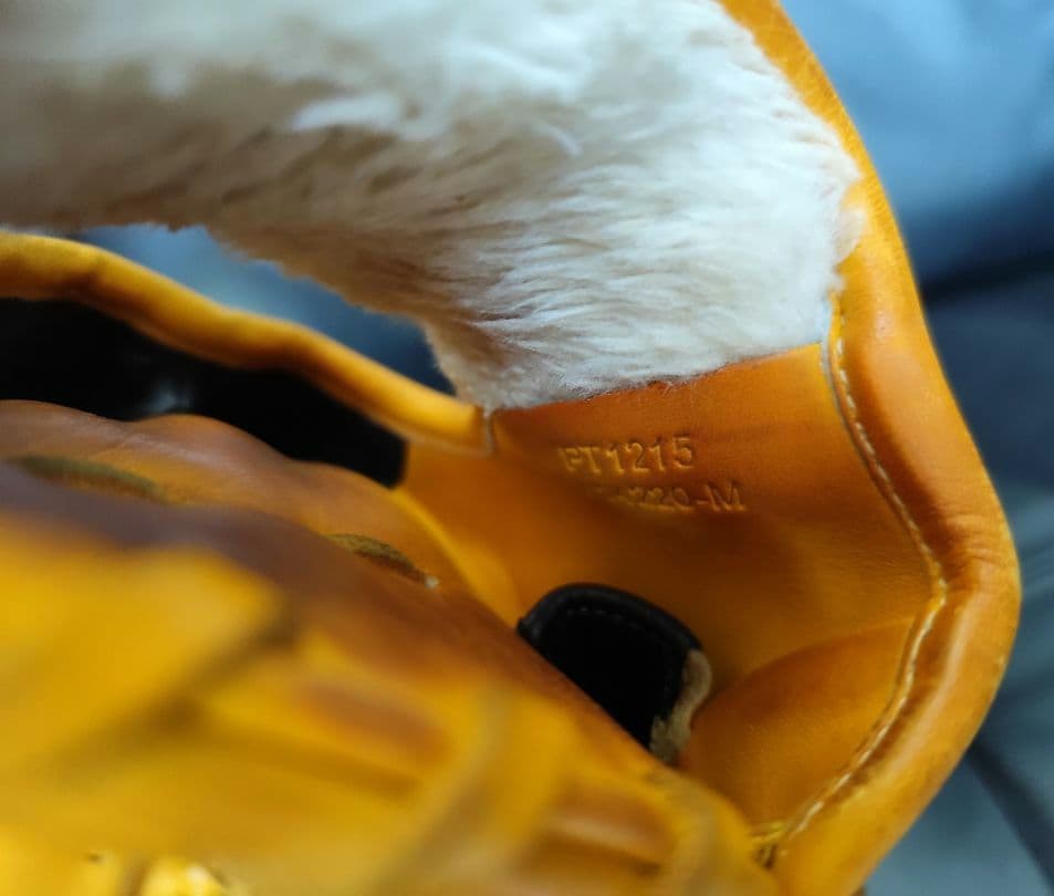 Mizuno Global Elite RG 少年軟式グローブ