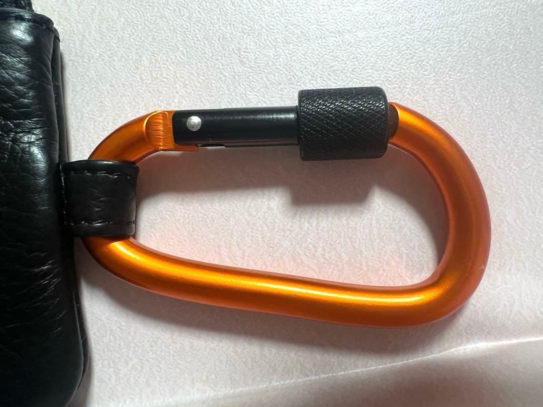 使用品　PEZ（ペッツ）xear＜牛革＞カラビナ付きパス&キーケース