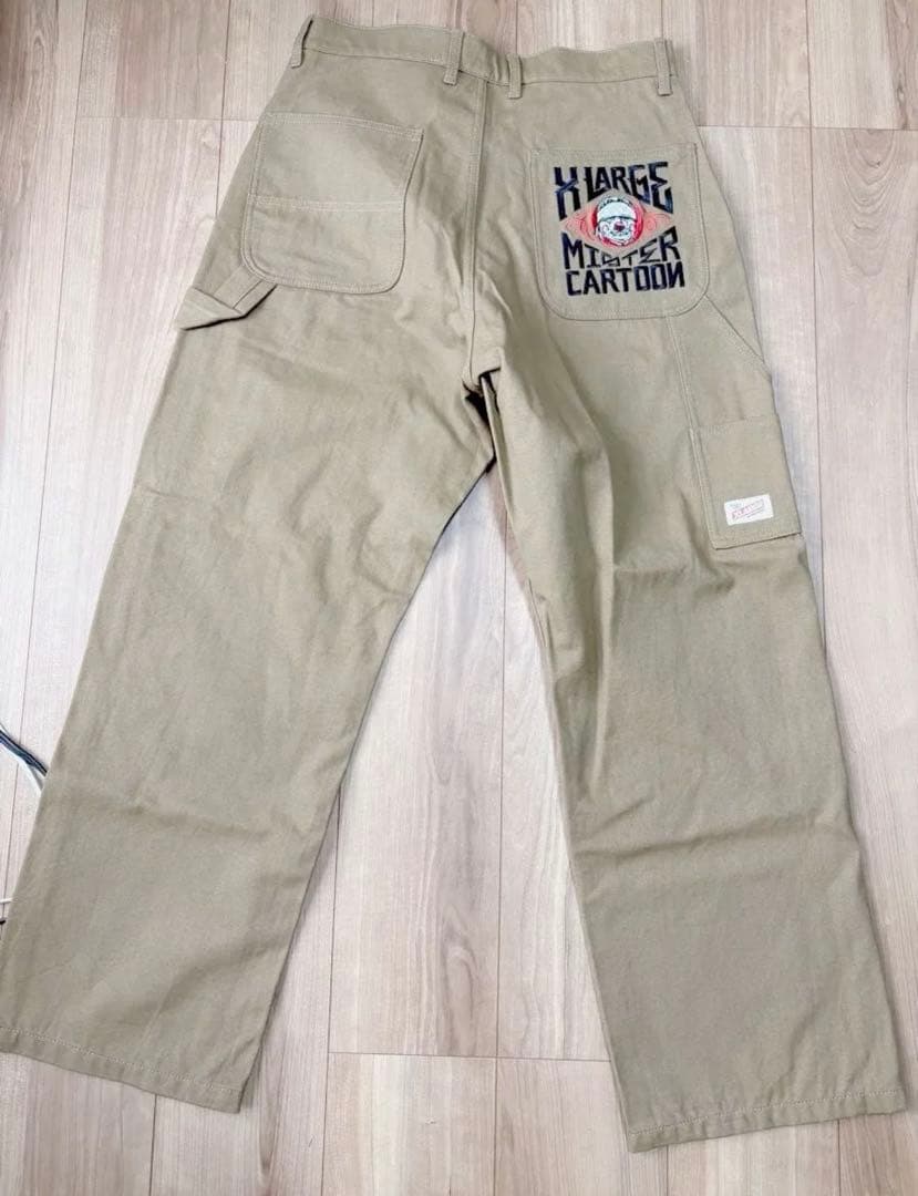 【新品】XLARGE MISTER CARTOON 32 ベージュ