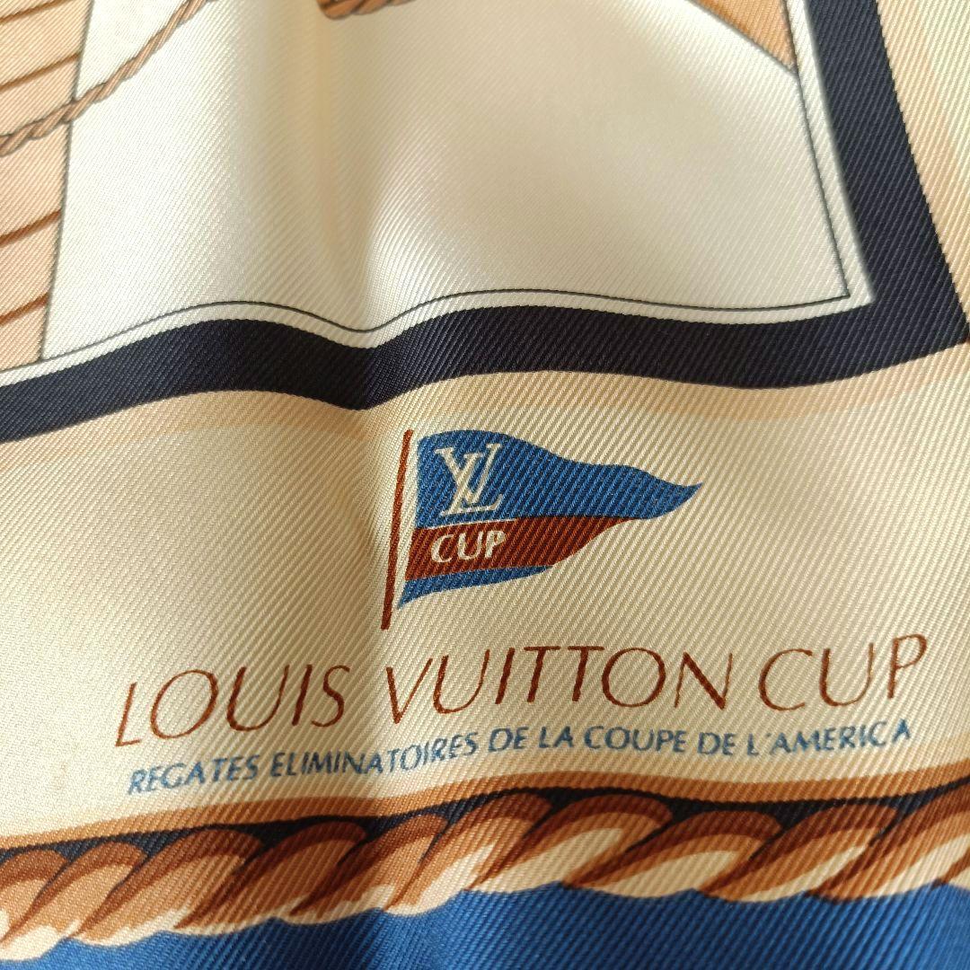 美品　Louis Vuitton Cup イタリア製 シルク スカーフ 大伴