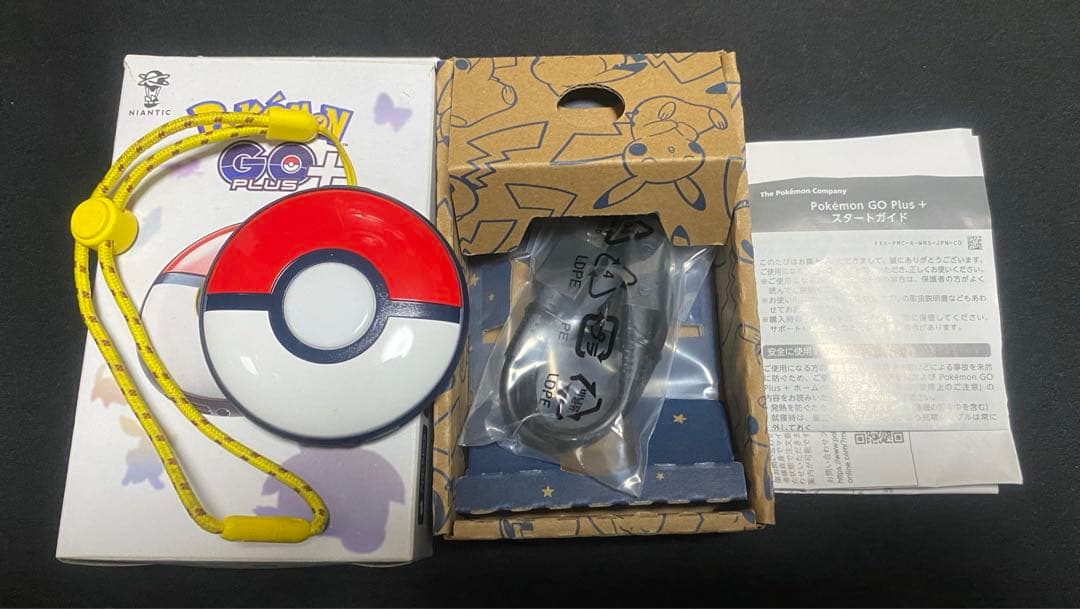 Pokemon GO Plus ＋ ポケモンGOプラスプラス　おまけ 入れ物付き