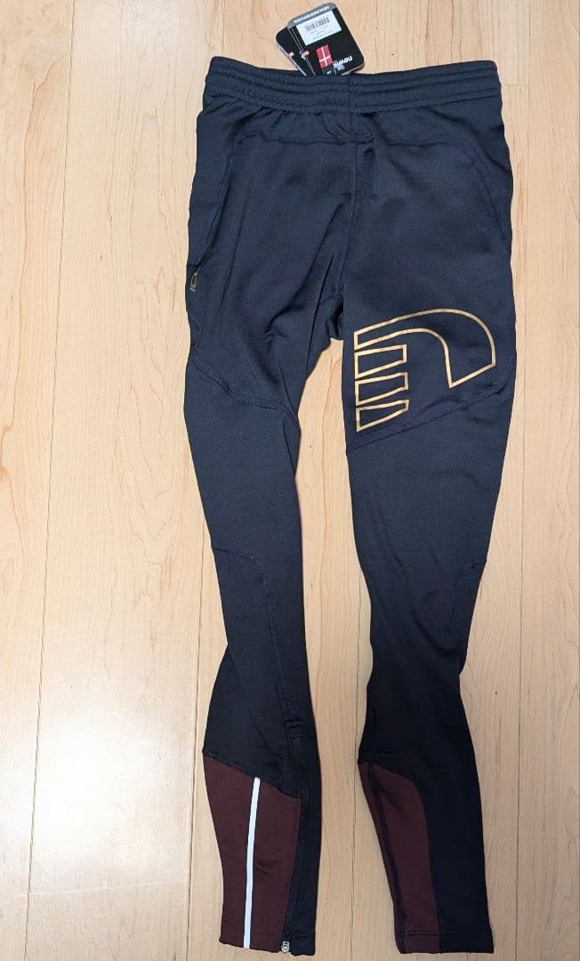 Newline ブラック タイツ　加圧　フィットパンツ スパッツ　Sサイズ
