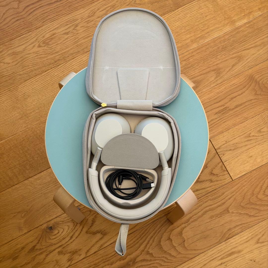SONY WH-1000XM5 プラチナシルバー