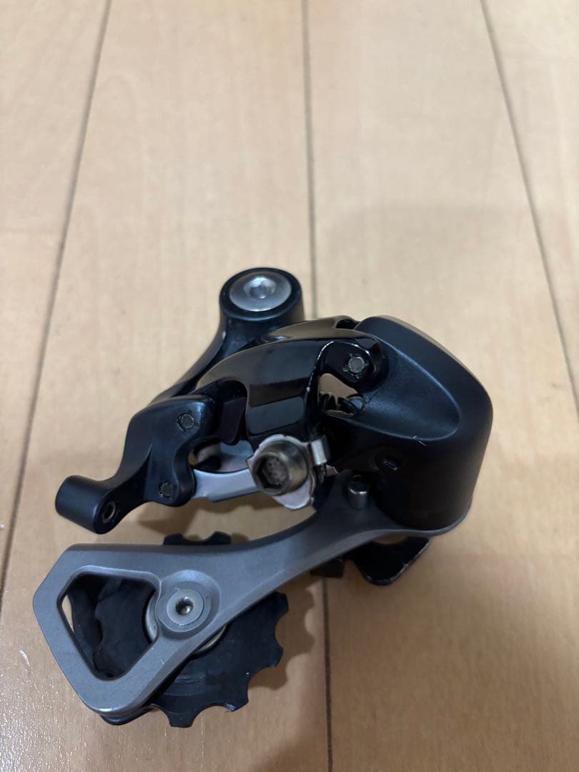 Shimano 105 (FD5700)シフター　ディレイラーセット
