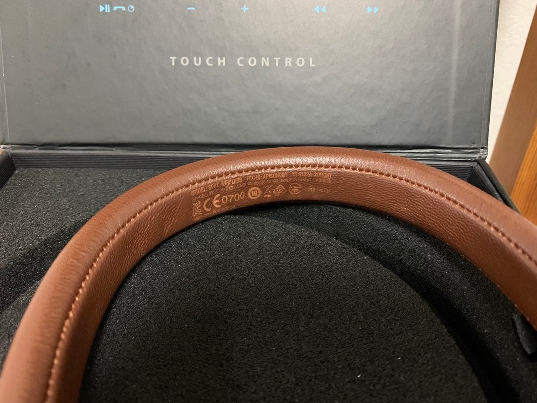 harman kardon SOHO WIRELESS ワイヤレス ヘッドホン