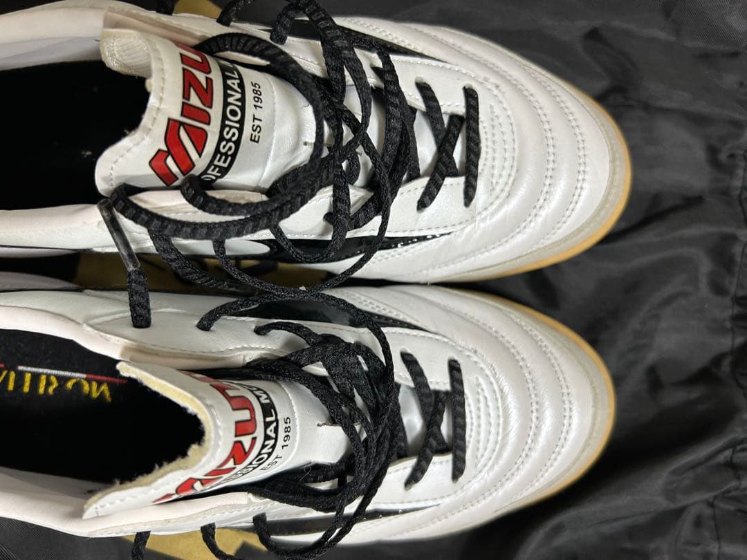ミズノ MIZUNO シューズ　25センチ