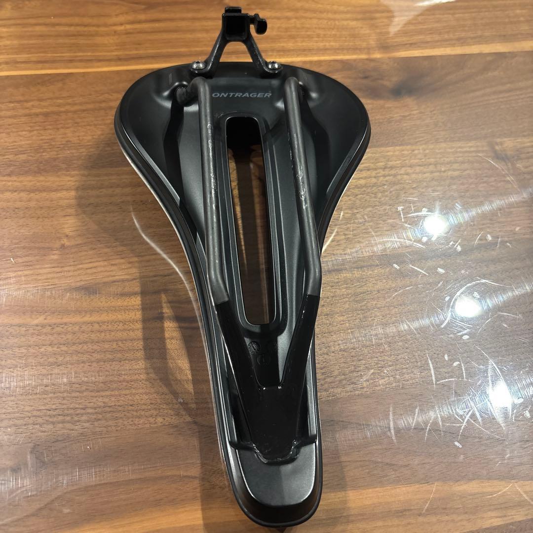 ボントレガー Verse Pro バイク サドル 135mm