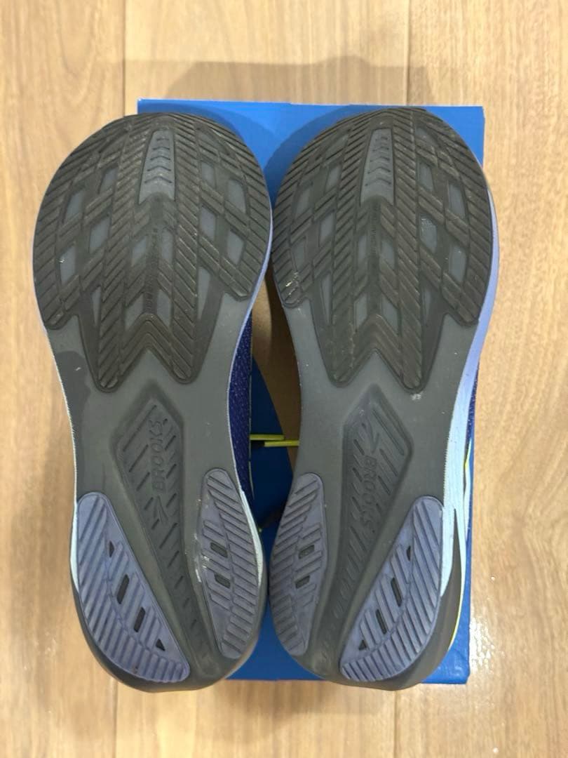 BROOKS Hyperion 2 ブルックス　ハイペリオン2