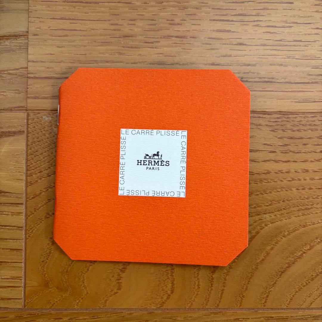 HERMES シルクスカーフ　ゴルフボール　ゴルフクラブ柄　プリーツ　箱付き