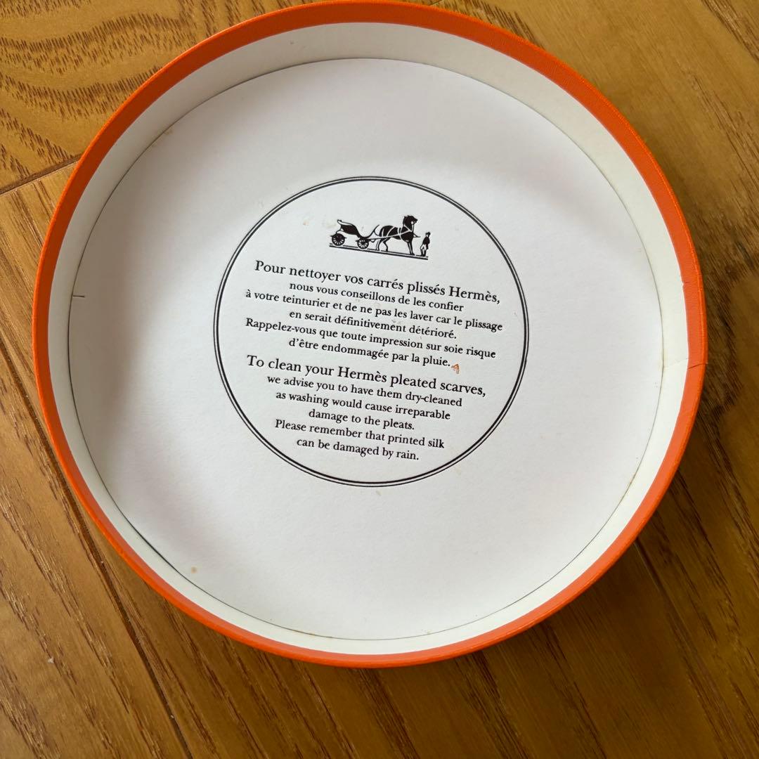 HERMES シルクスカーフ　ゴルフボール　ゴルフクラブ柄　プリーツ　箱付き