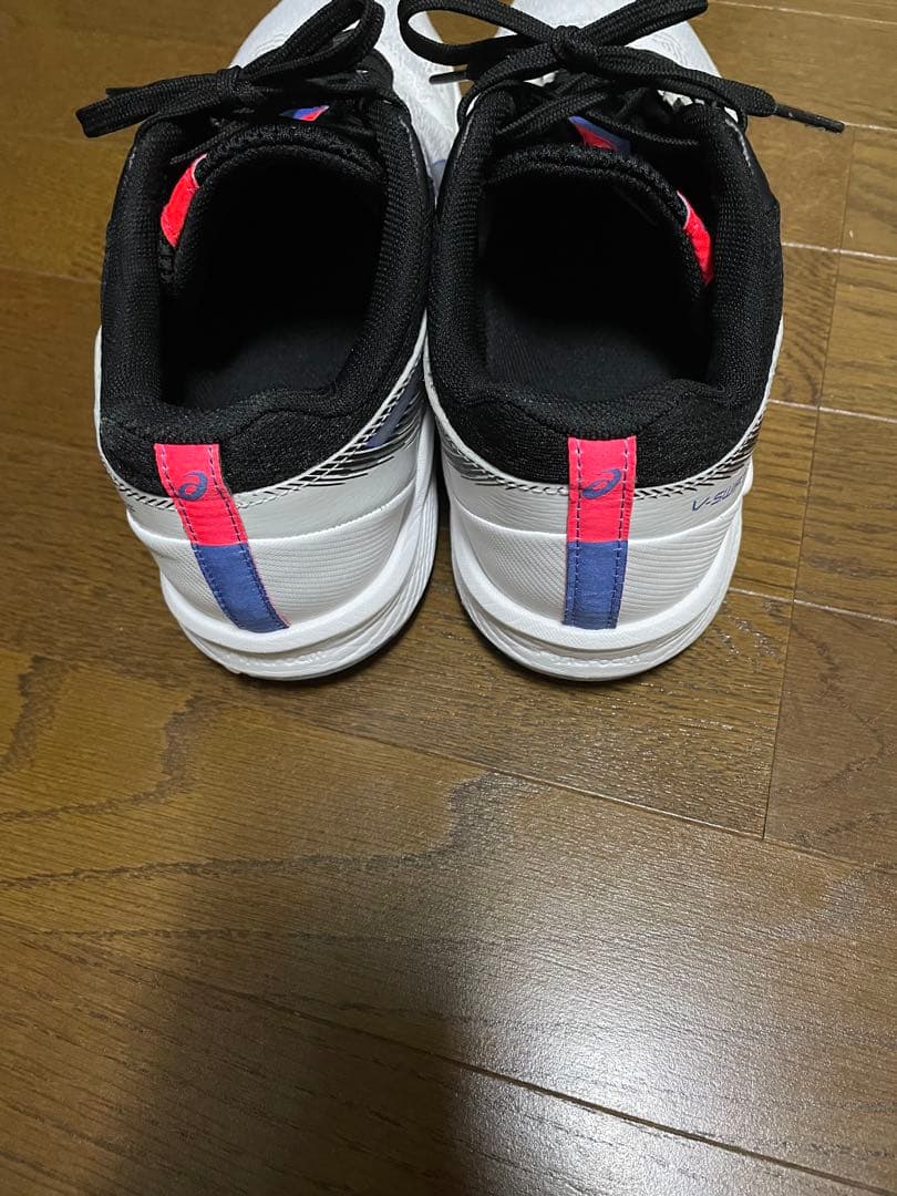 ASICS バレーボールシューズ ホワイト/ブラック/パープル27.0