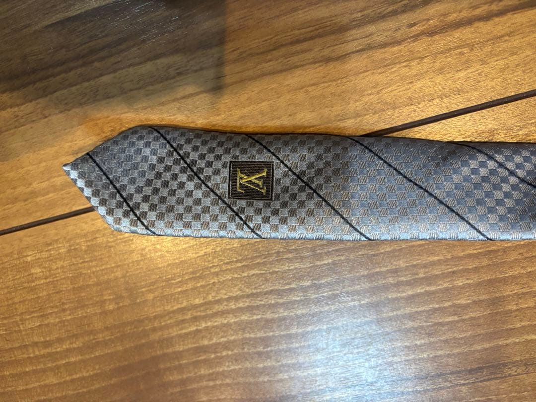LOUIS VUITTON シルクネクタイ チェック柄