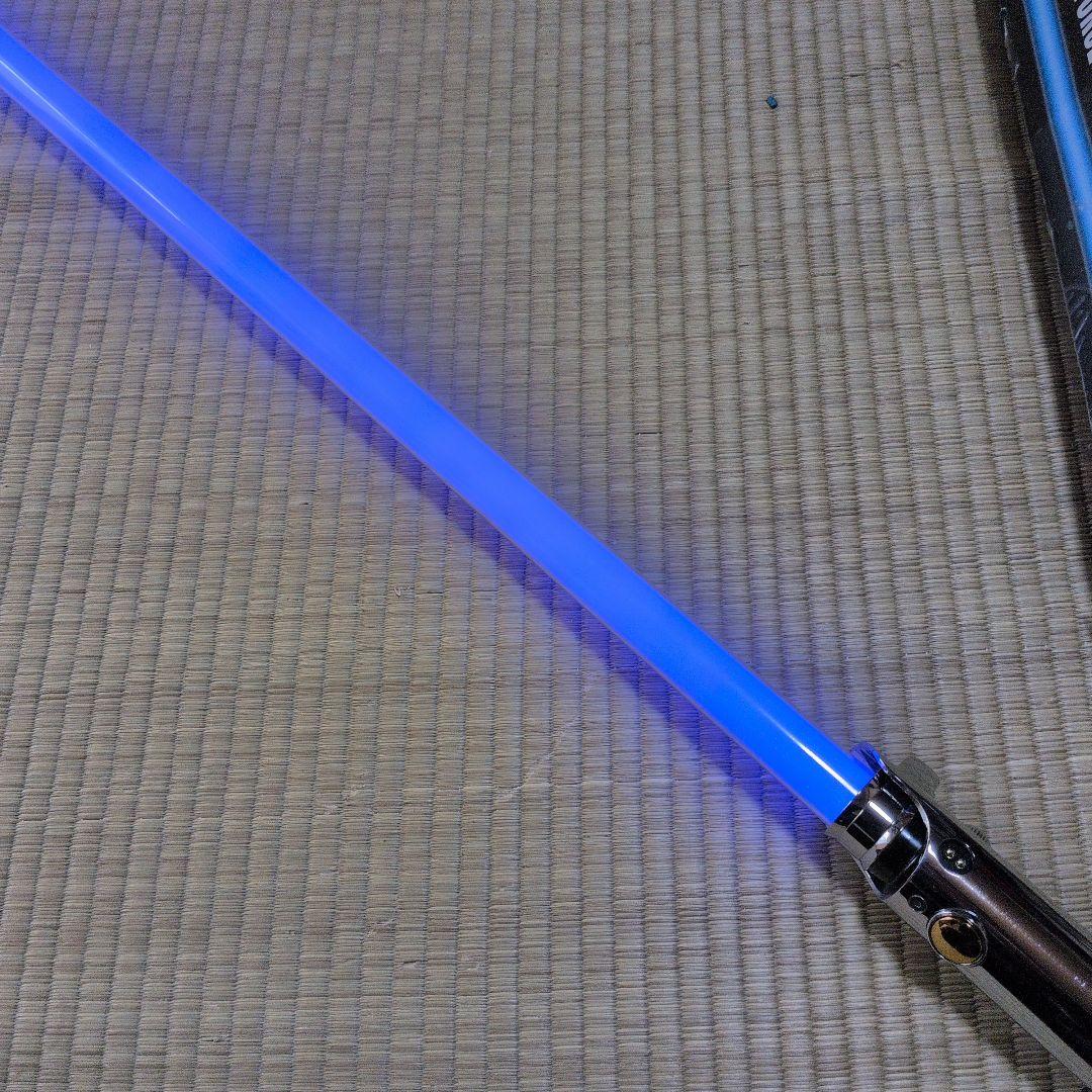 ひ*0様 「希少」正規品 青　ライトセーバー マスターレプリカ　音＆光可動