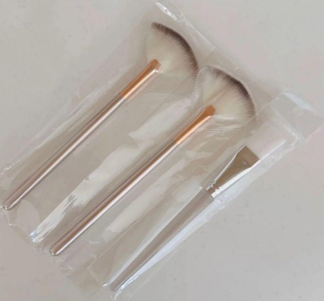 専用出品 ララピールとブラシセット