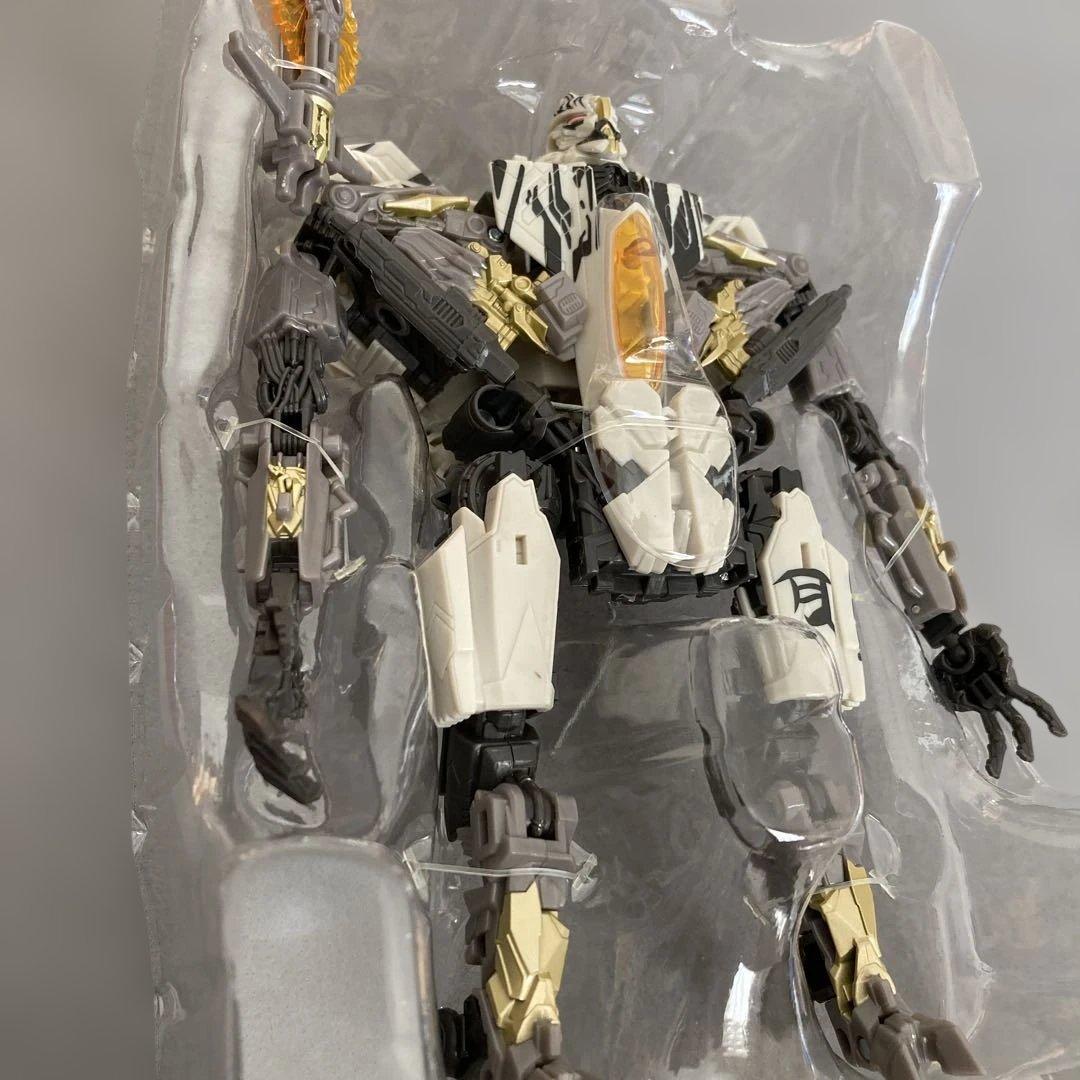 Transformers Studio Series スタースクリーム
