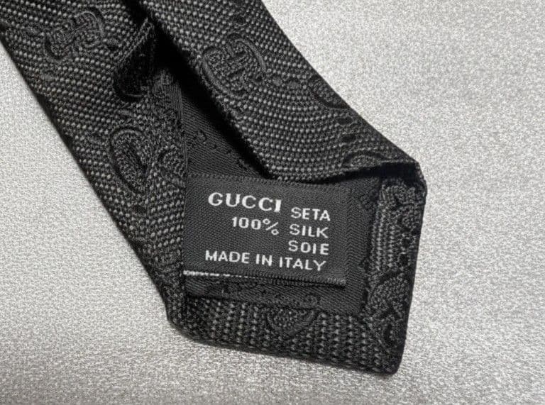 GUCCI ブラック シルク ネクタイ