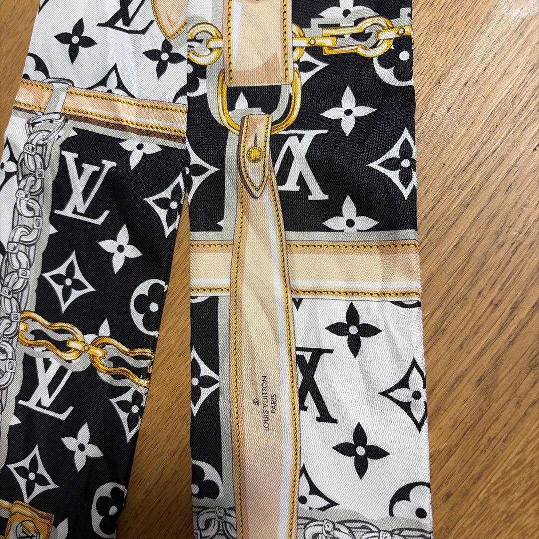 ルイ・ヴィトン スカーフ 黒白